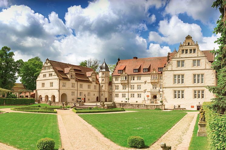 Schloss Schwöbber (c) Schlosshotel Münchhausen.jpg