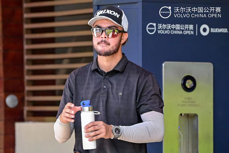 A sustainable bottle of pure water from a Bluewater hydration station at the Volvo China Open