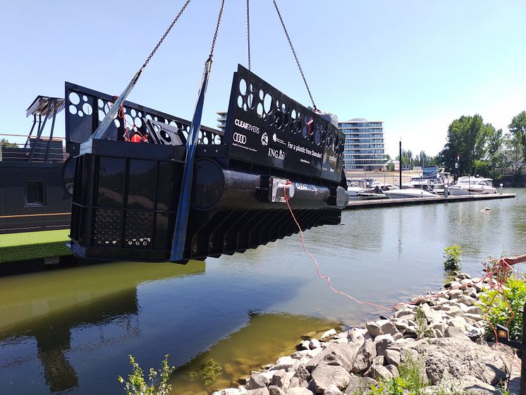 Plastik i Donau-floden indsamles og genanvendes