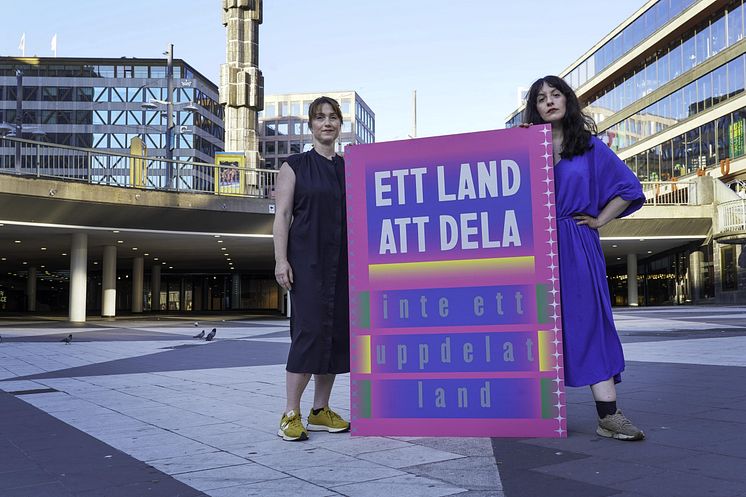 SepidarHosseini+RebeccaVinthagen+Ett land att dela på Plattan