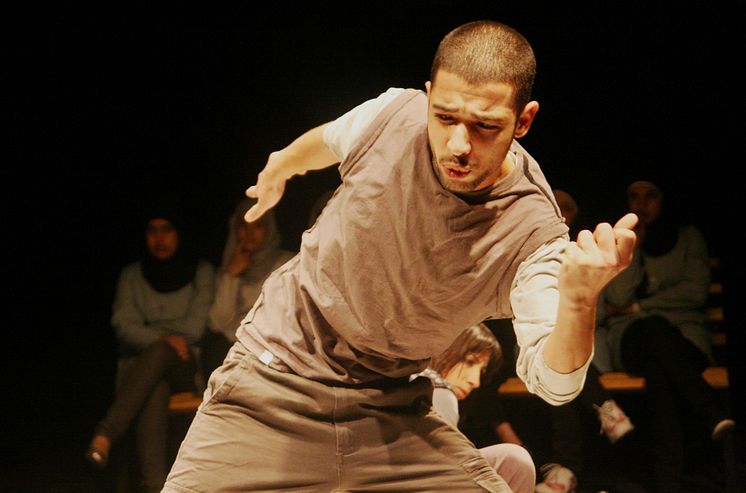 Al Harah-teatern från Palestina gästspelar i Västerås 