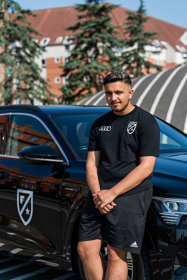 Audi e-tron og Fatih Üstün fra Future FC i København