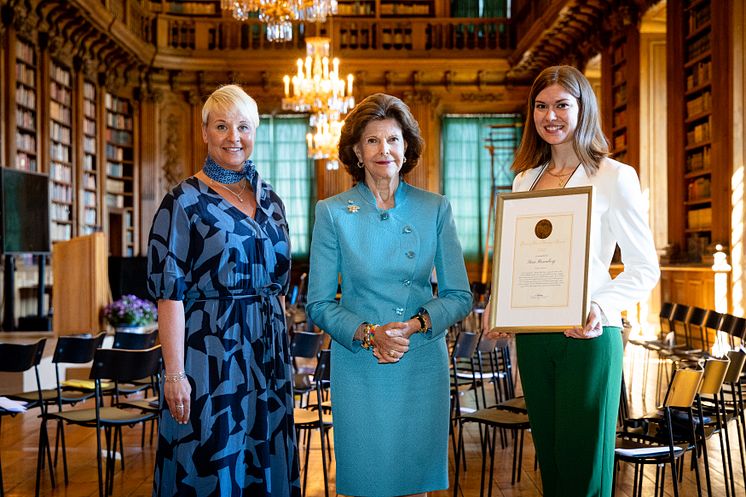 Queen Silvia Nursing Award