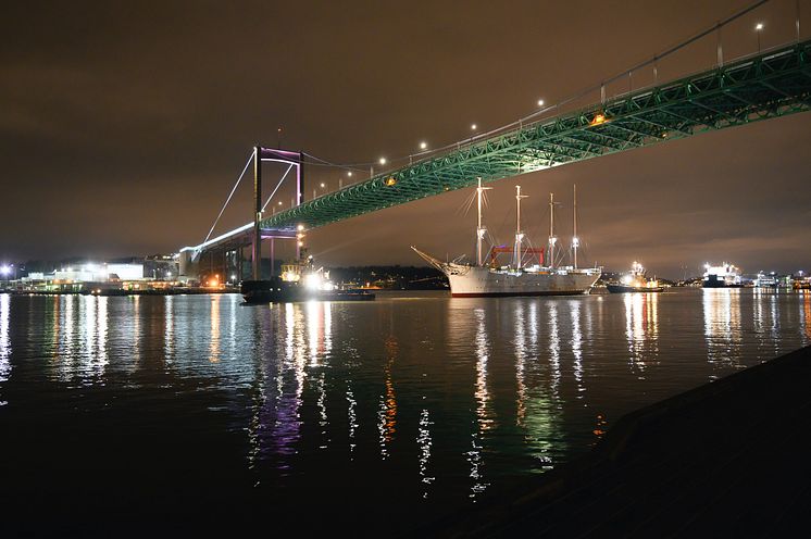 Barken Viking lämnar Göteborg