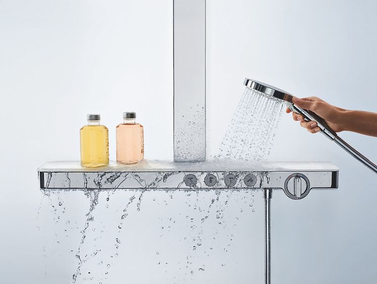 Hansgrohe_ShowerTablet_Select_700_People_Water