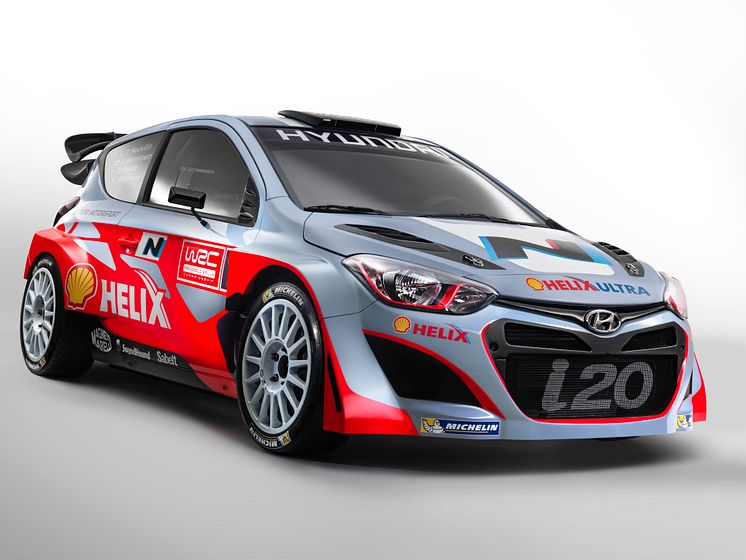 i20 WRC snett framifrån