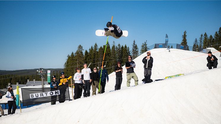 250413-SM-snowboard-halfpipe-Ruben-Foto-Daniel-Bernstål.jpg