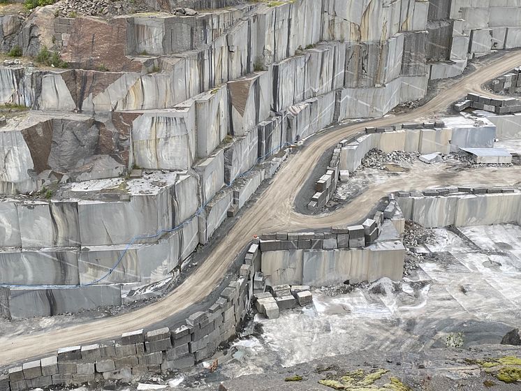 Lundhs Real Stone Quarry Norway_photo_Celine Aagard_Envelope1976.jpg