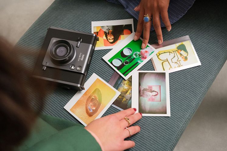 large-instax WIDE Evo_stills (2).jpg