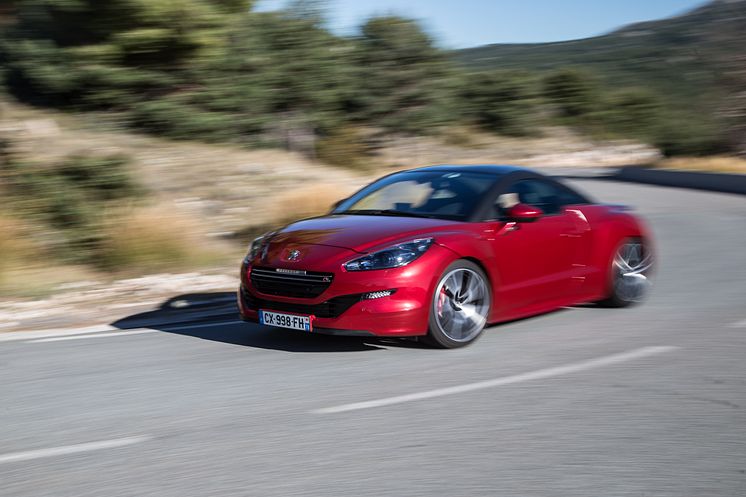 Peugeot RCZ R_01