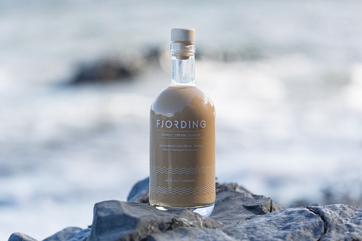 Die auf Sahnelikör spezialisierte Destillerie Fjording gewann bei der World Spirits Competition 2018 zwei Goldmedaillen für die „Fjording Nordic Cream“. In Halle 8.1 können Anuga-Besucher probieren, wie der Sahnelikör des Preisträgers schmeckt.