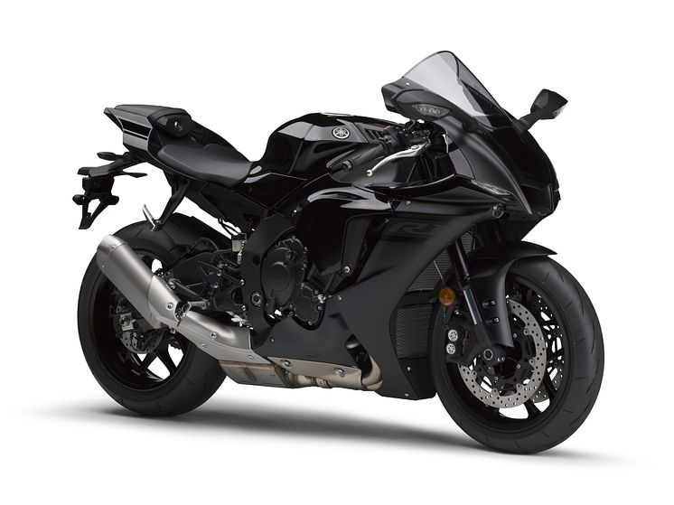 2019071704_007xx_YZF-R1_Black_metallic_X_3_4000