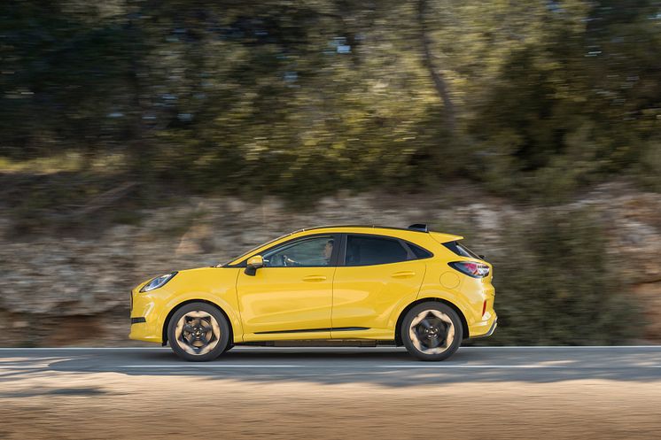 2025 Elektrisk SUV Puma Electric Yellow (9).jpg