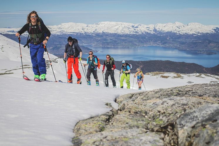 Summer skiing on Folgefonna - Photo - Skiinformatie.nl.jpg