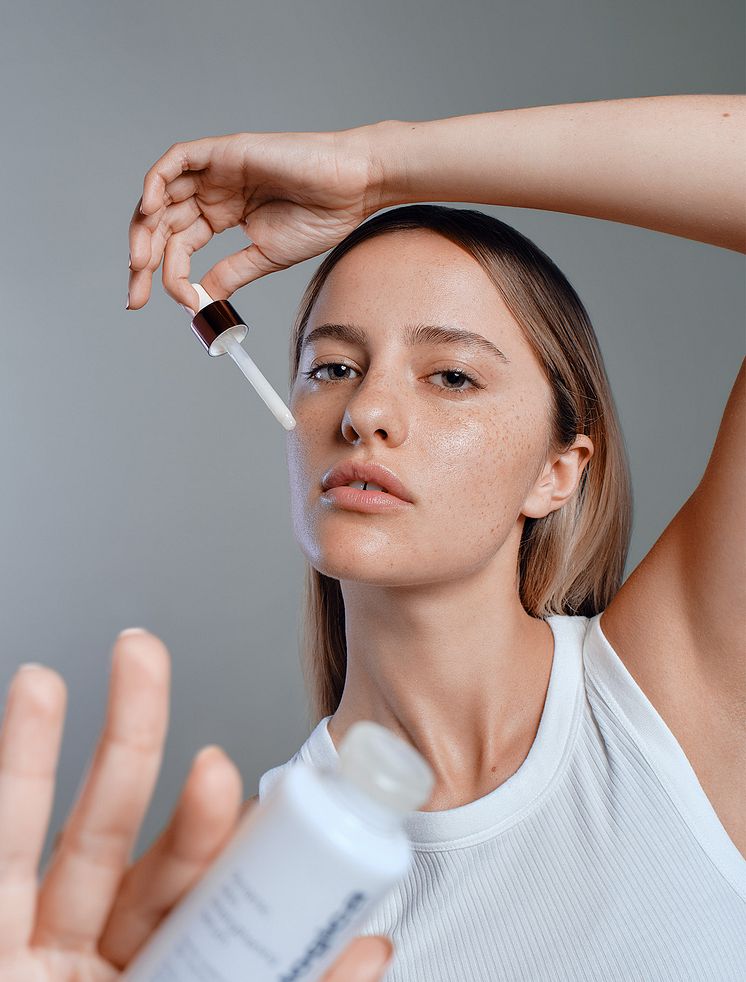 Dynamic Skin Strengthening Serum.jpg
