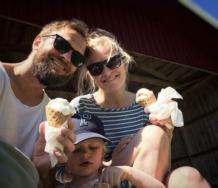 Axel, Emma och August