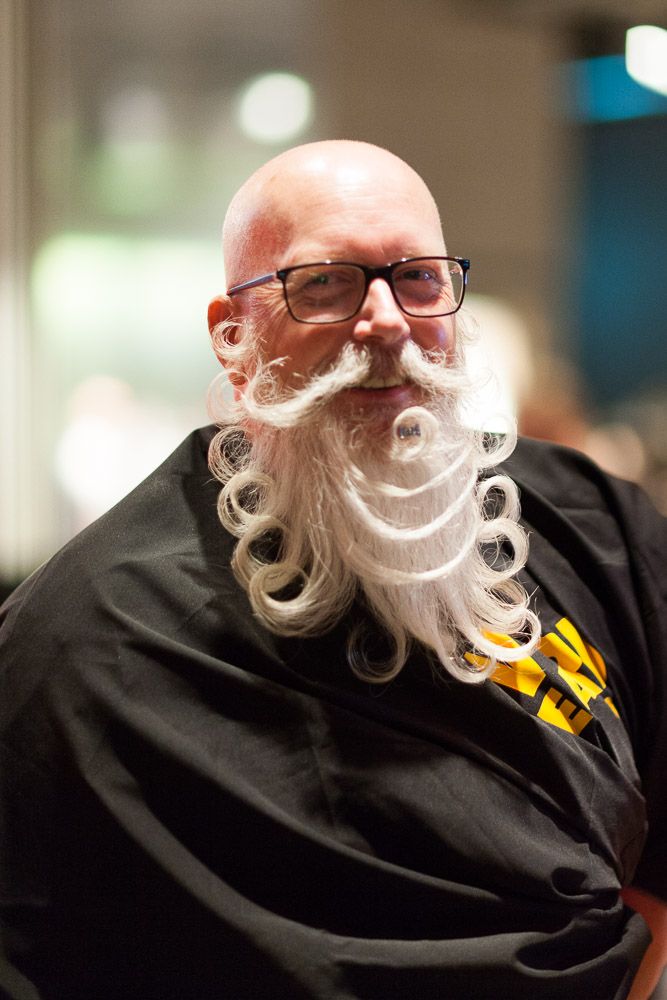 Avant Garde skäggstyling på World Beard Day. Stylist Fadi Maajoun.