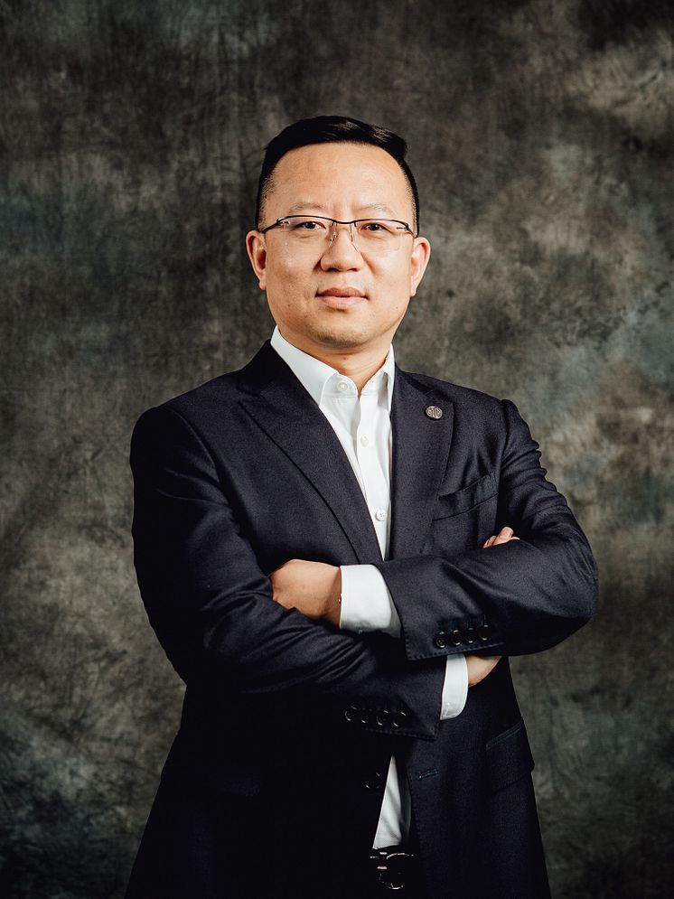 Xinyu Liu 