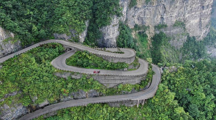 ID.R sætter rekord på Tianmen-bjerget