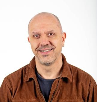 employee_image_jonro15
