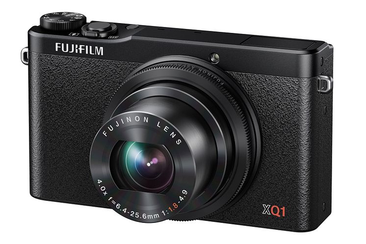 FUJIFILM XQ1 svart