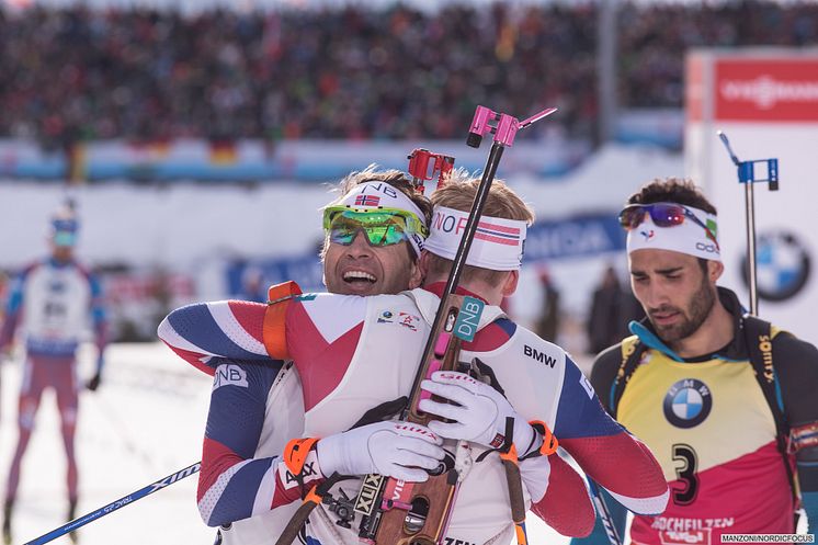 Johannes og Ole etter jakstart jakstart VM Hochfilzen