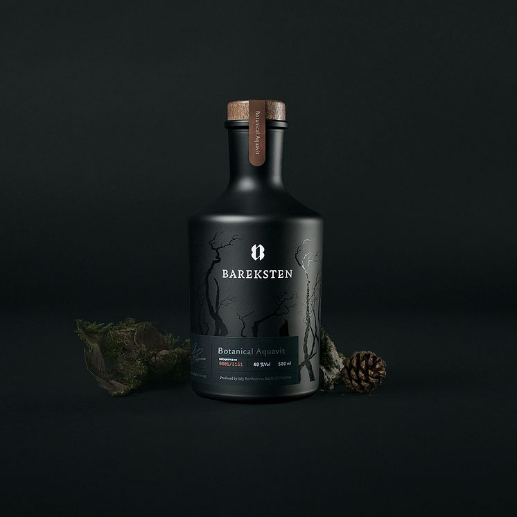 Bareksten Botanical Aquavit.jpg