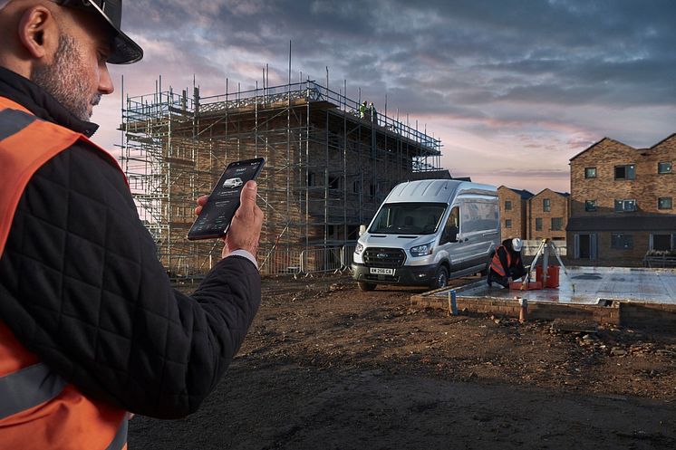 Fords varebiler får tilkoblede features som standard