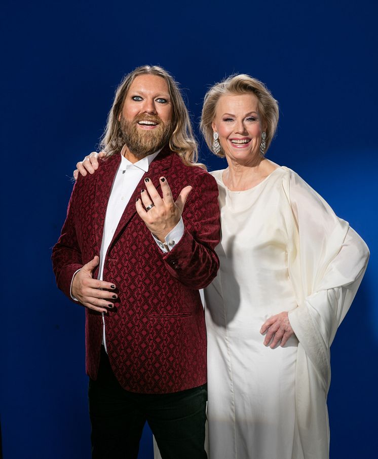 Rickard Söderberg och Arja Saijonmaa på sverigeturné med ”En Klassisk jul” (2016)