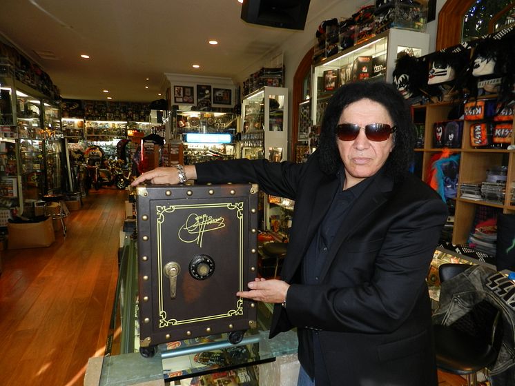 Gene Simmons / The Vault Experience