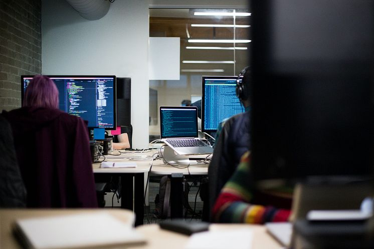 hack-capital-uv5_bsypFUM-unsplash.jpeg