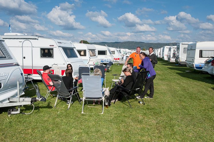 Folkfest med branschnyheter