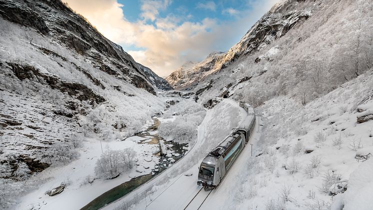 Flåmsbana er minst like spektakulær vinterstid