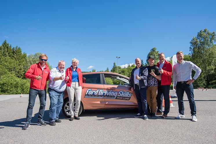 Fra pressekonferansen hvor Ford Motor Norge og forsikringsselskapet If lanserer et unikt opplæromgsprogram for unge sjåfører Ford Driving Skills for Life