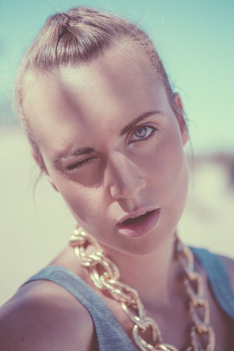 MØ - Pressbild