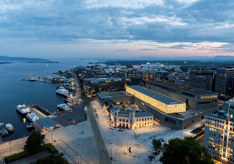 The National Museum exterior with Light Hall_05_photo by Borre Hostland.jpg