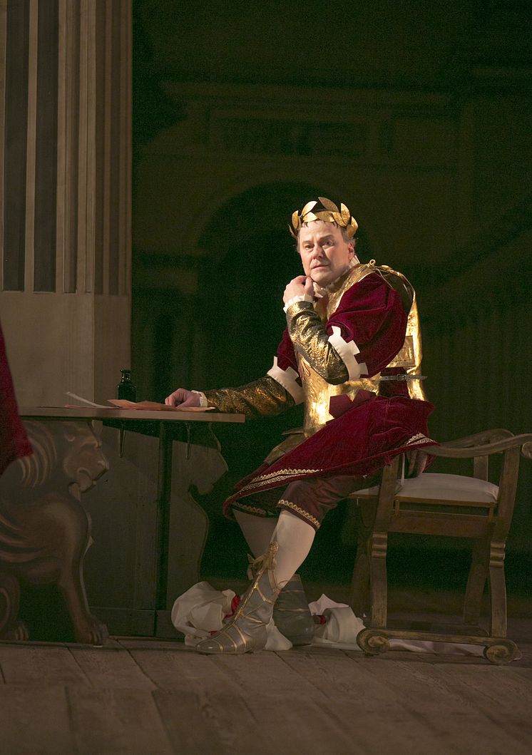 Press Photo - Titus mildhet - La Clemenza di Tito - Drottningholms Slottsteater 2013