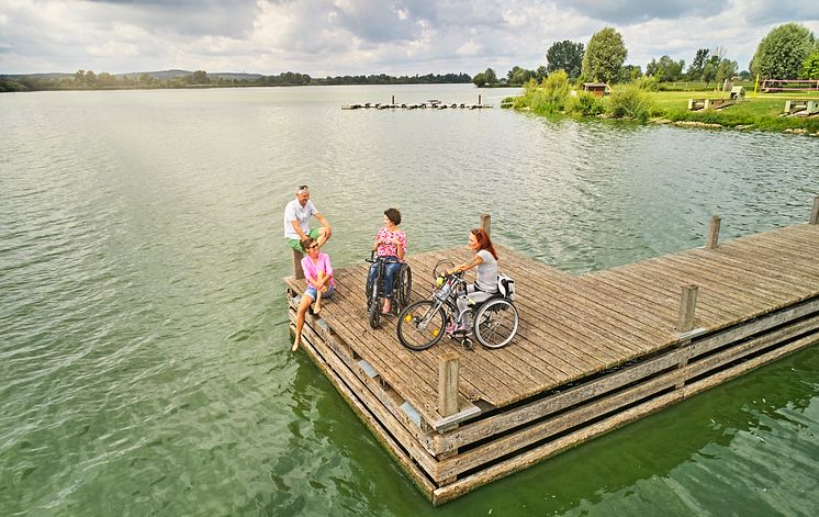 Muhr a.See_Fränkisches_Seenland_Steg_am_Altmühlsee.jpeg