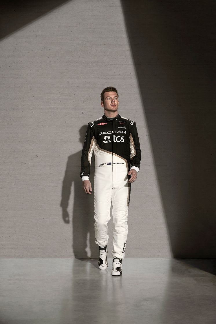 J_TCS_Racing_NickCassidy_Season10_2023_4