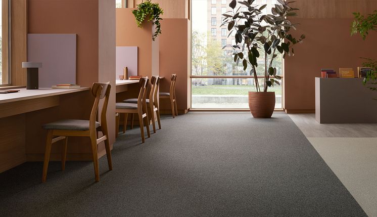 Tessera Chroma 3607 mineral - 3609 coconut Allura Flex 63408 grey washed timber.jpg