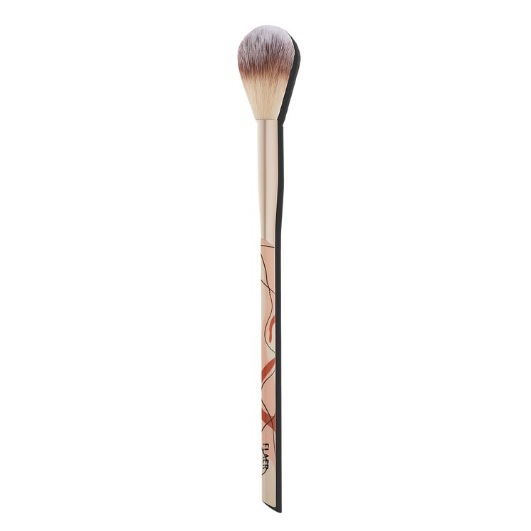 TAPERED HIGHLIGHTER BRUSH_Kicks_20211122_0162-3