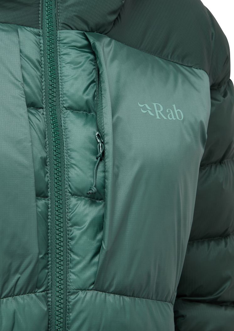 Womens_Cirrus_Ultra_Hoody_GreenSlate_Eucalyptus_QIP_22_GSE_Detail_02.jpg
