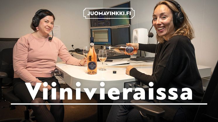 Viinivieraissa Anni Hautala ja juhlien viinivalinnat