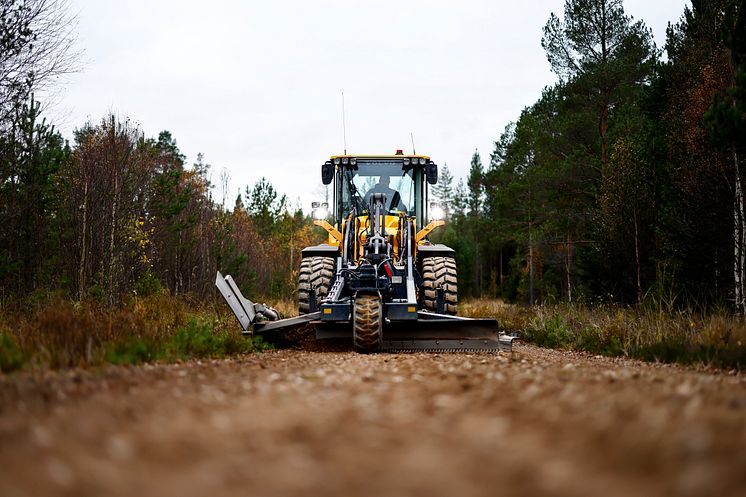 Volvo L90H med hyttfjädring på skogsbilväg