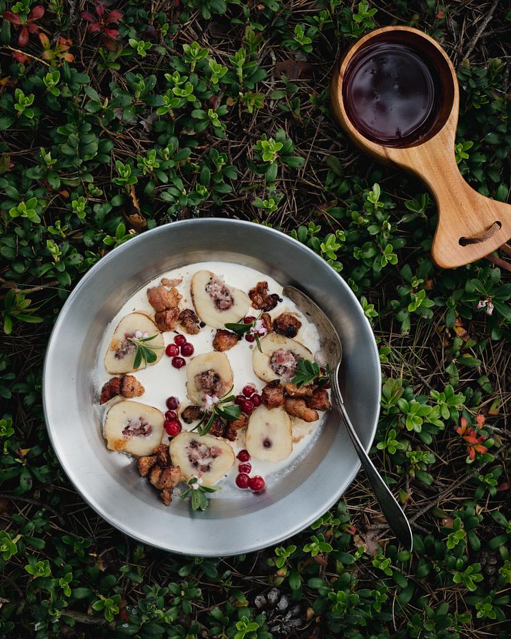 Recept Kroppkakor med gräddmjölk och Jägermeister-doftande fläsk 2.jpg