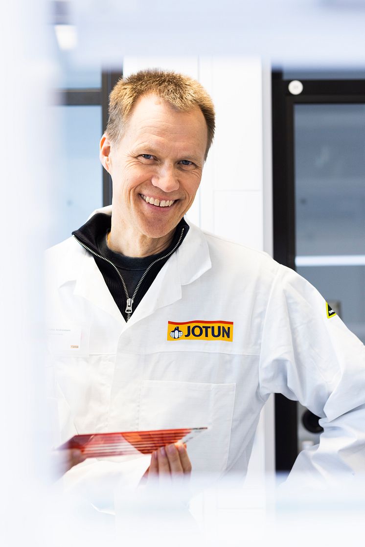 Jotun Yachting lab._Petter Andreassen__X0A2963