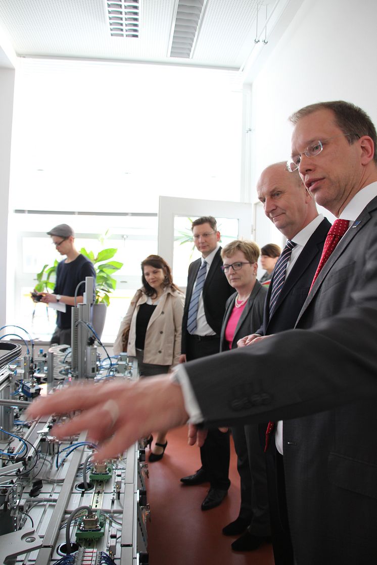 Ministerpräsident Woidke auf "ZukunftsTour Jugend" an der TH Wildau