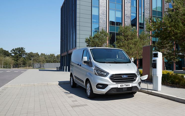 2018_FORD_TRANSIT_PHEV__06