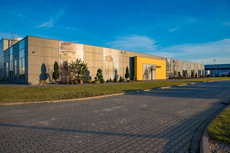 Utbyggnaden av Engcons fabrik i Polen klar och invigd