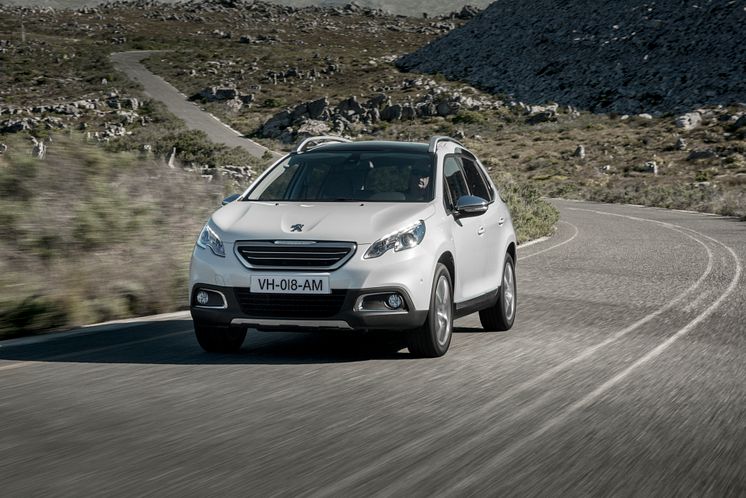 Sverigepremiär för nya crossovern Peugeot 2008